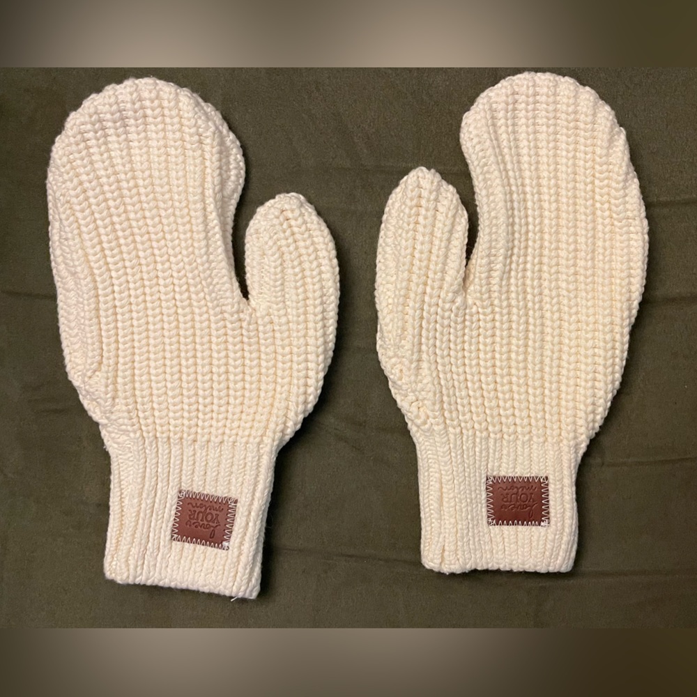 Love Your Melon Mittens